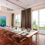 Seehotel Fleesensee 4*