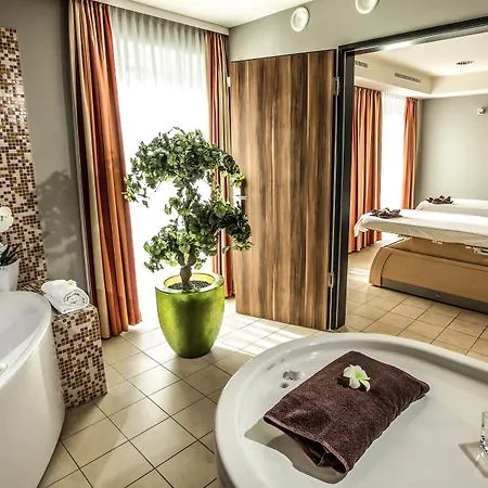 מלון Seehotel Fleesensee 4*