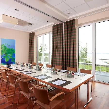 Seehotel Fleesensee 4*