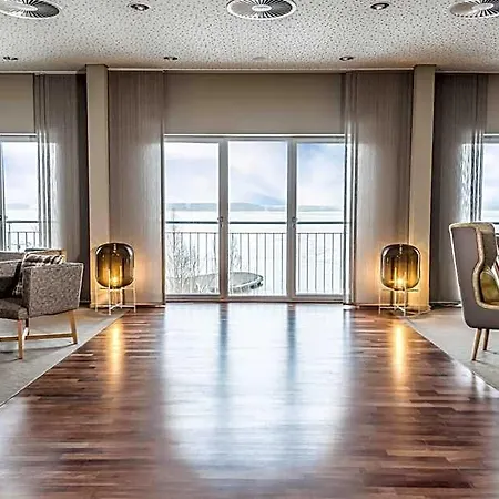 Seehotel Fleesensee 호텔 고렌레빈