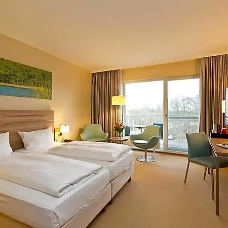 Seehotel Fleesensee 호텔 4*