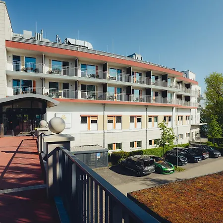Hotel Seehotel Fleesensee 4*