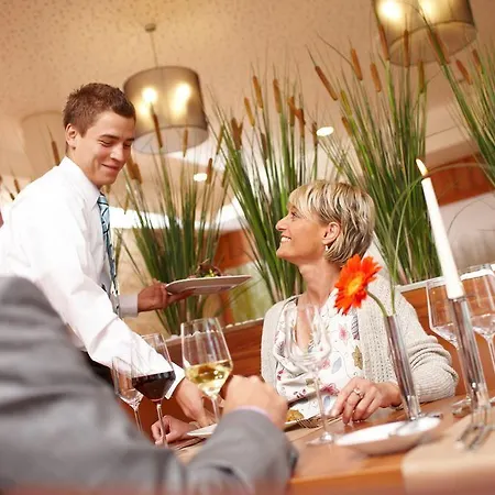 فندق Seehotel Fleesensee