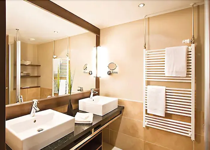 Seehotel Fleesensee Отель 4*