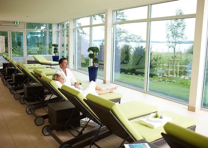 Seehotel Fleesensee 4* Гёрен-Леббин